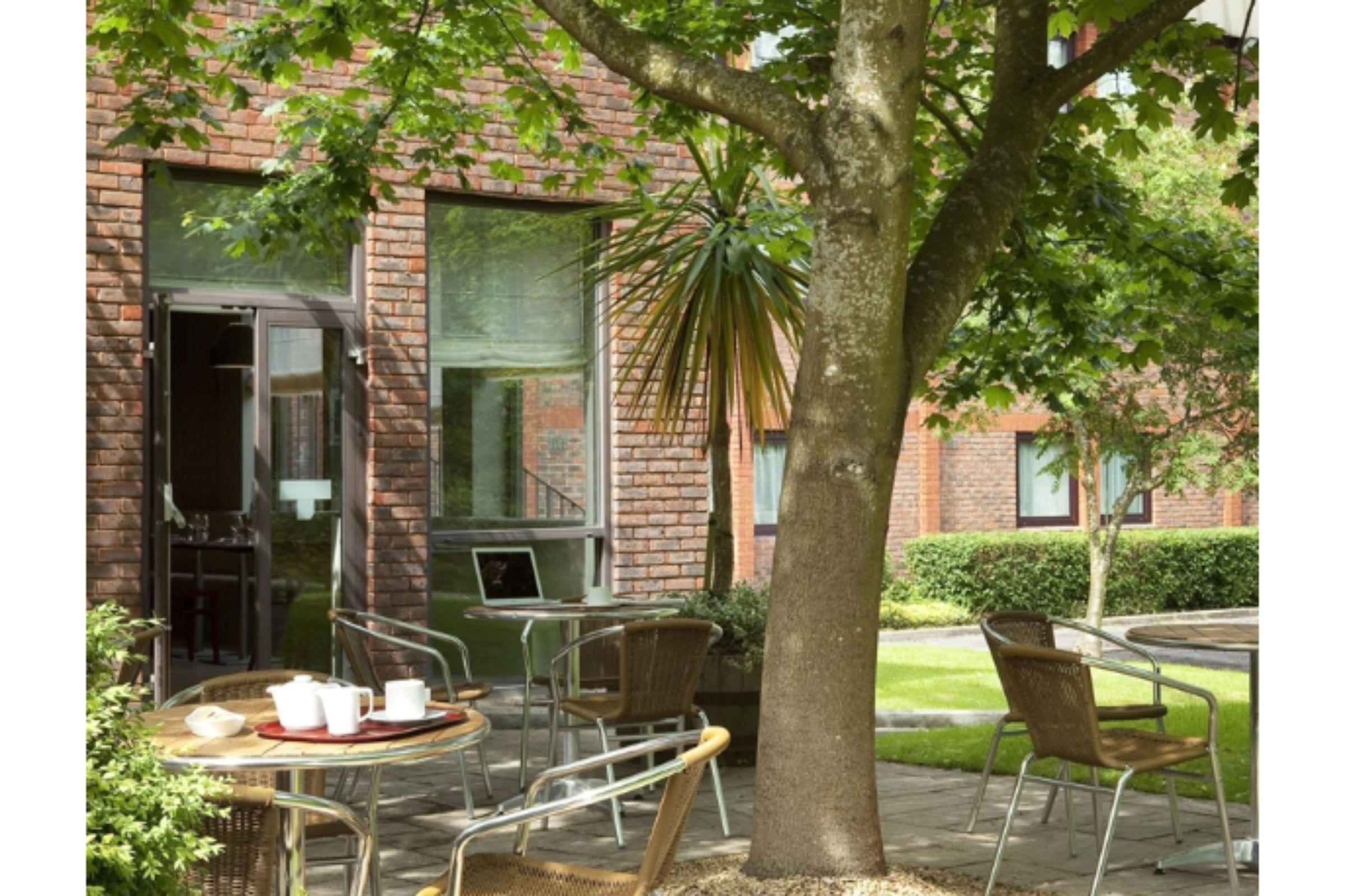 Campanile Swindon Hotel Exterior photo